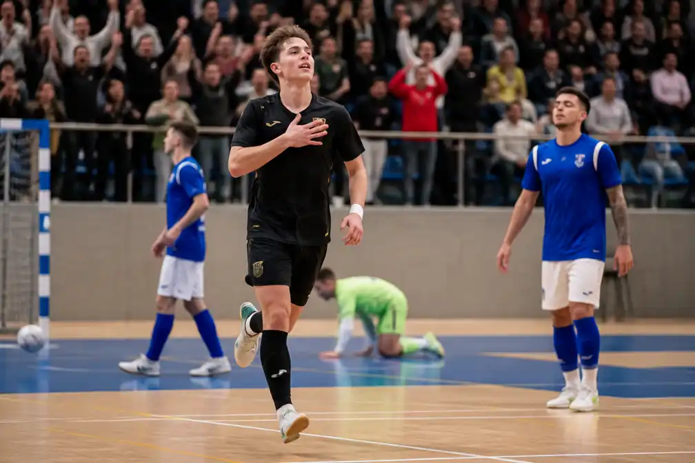 Senne Pernet bezorgt Eisden-Dorp met twee goals 2-3-zege in derby bij Genk Futsal