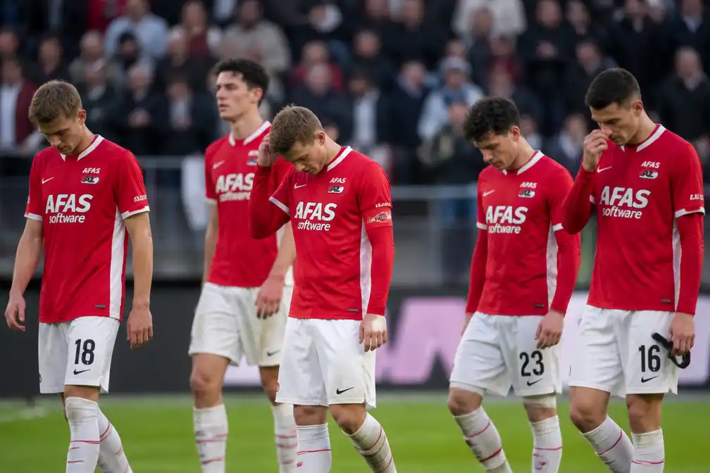 AZ in ongekende herfstdip, met Ajax en Juventus in het vooruitzicht