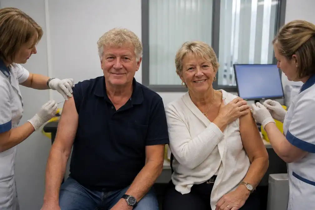 Jean-Marie Pfaff en Carmen krijgen eerste griepvaccin in AZ Jan Palfijn in Gent
