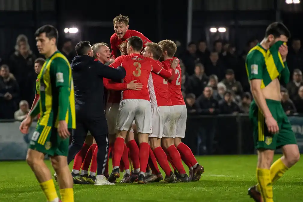 Excelsior '31 schakelt ADO Den Haag na strafschoppen uit in KNVB Beker