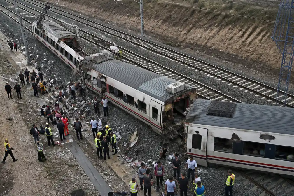 Journalist El País getuigt over paniek na treinbotsing in Toledo: reizigers uit stoel geslingerd