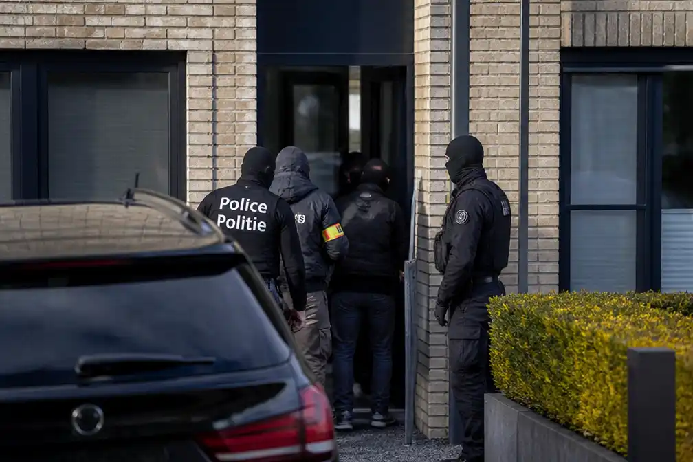 Huiszoekingen op elf locaties in onderzoek naar cocaïnesmokkel via Antwerpse haven