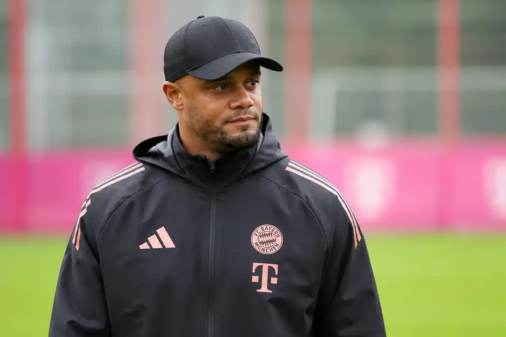 Kompany mag ziekenhuis verlaten na ineenstorting en herstelt thuis verder