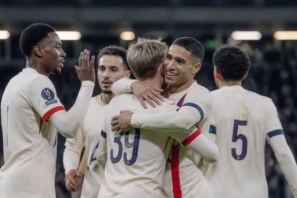 PSG wint met 1-5 bij Le Havre, Hakimi maakt drie goals