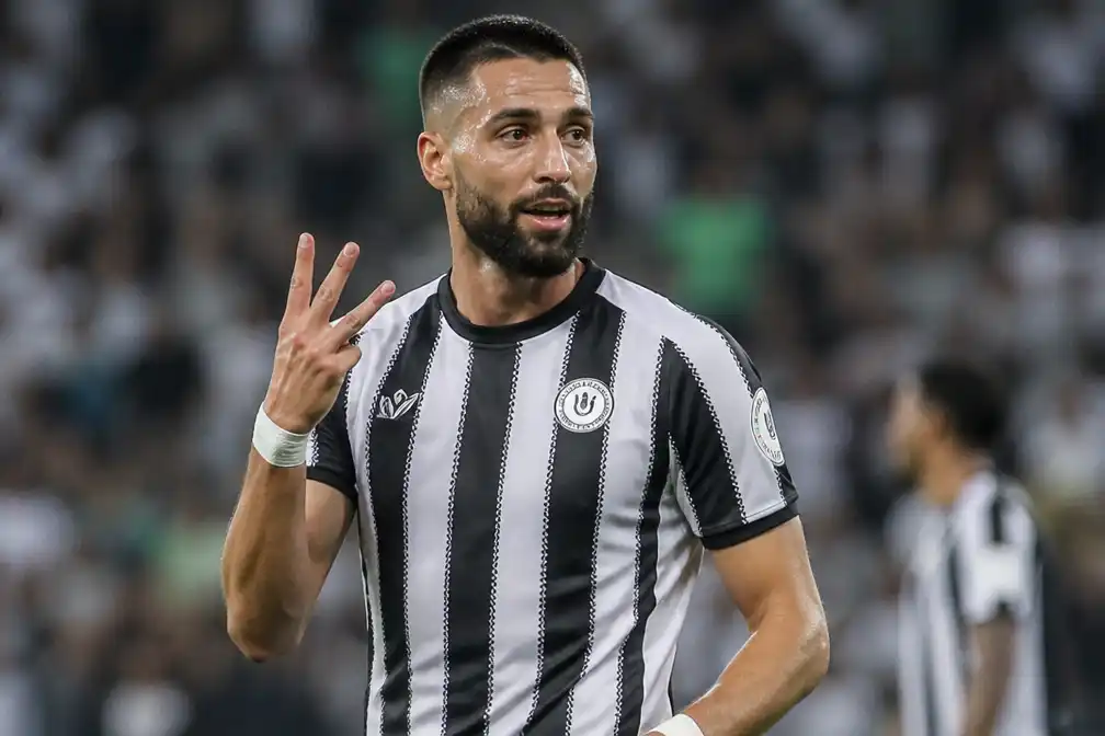 Carrasco scoort hattrick voor Al-Shabab in Saudische topper tegen Al-Ahli