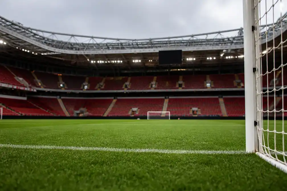 PSV ontvangt hekkensluiter Willem II bij rentree van trainer Streppel