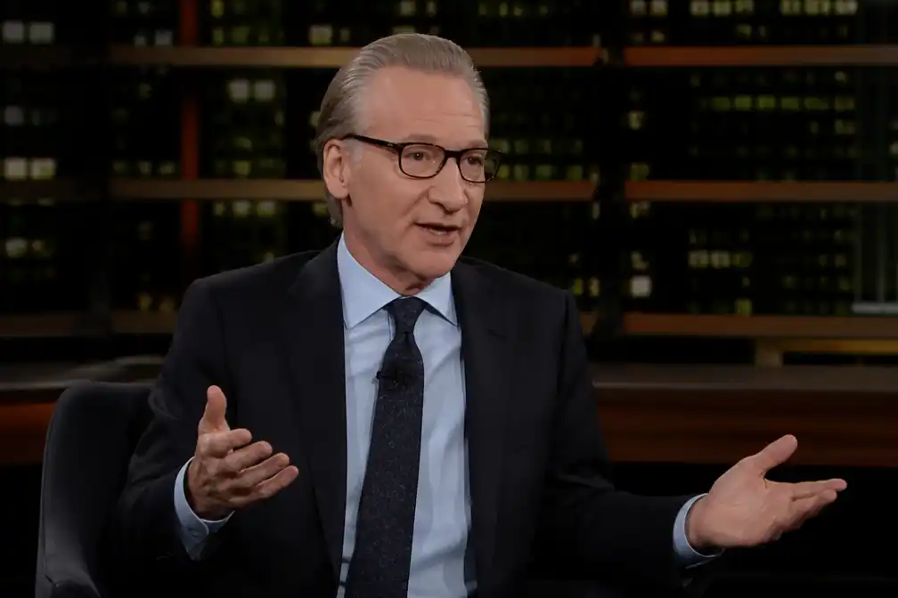 Bill Maher vergelijkt etentje met Trump met daten met Taylor Swift