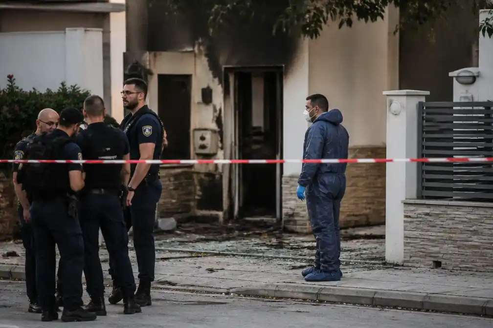 Drie bomaanslagen op leden Griekse regeringspartij in Thessaloniki, vijf gewonden