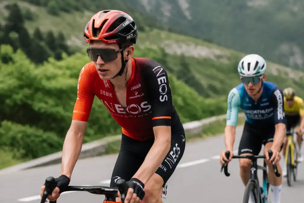 Arensman onzeker over Tourvorm na Giro; sprinters Kooij en De Kleijn terug na ziekte