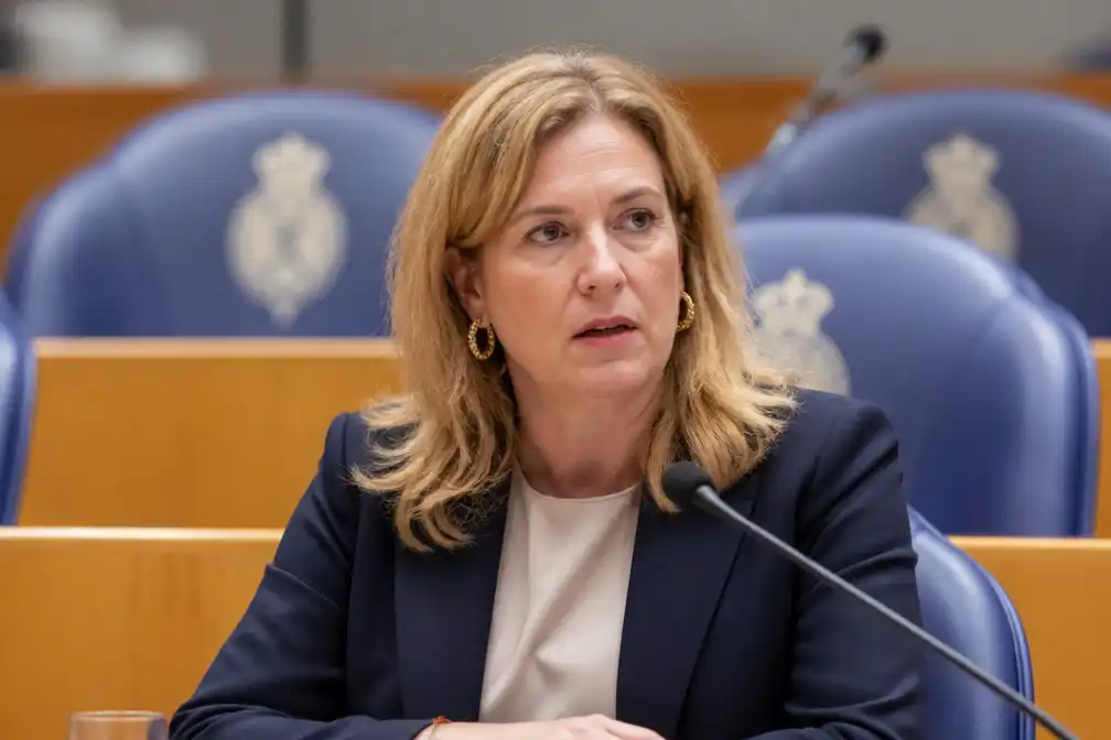 Minister Sterk gefrustreerd over impasse rond sluiting zorgvilla's voor gehandicapte kinderen