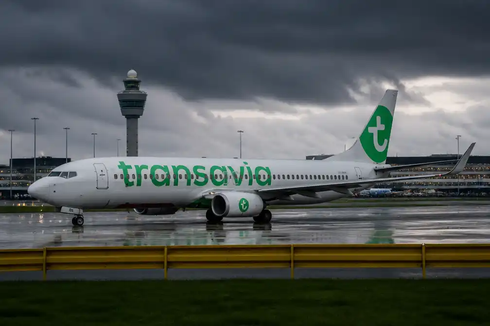 Transavia-vlucht naar Kreta keert na 12 uur terug naar Schiphol vanwege extreem weer