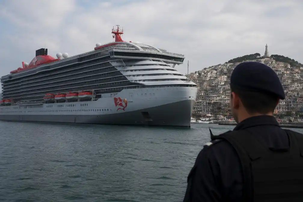 Turkije weigert cruiseschip met 2.000 LGBTQ+-passagiers en Patti LuPone vanwege 'morele waarden'