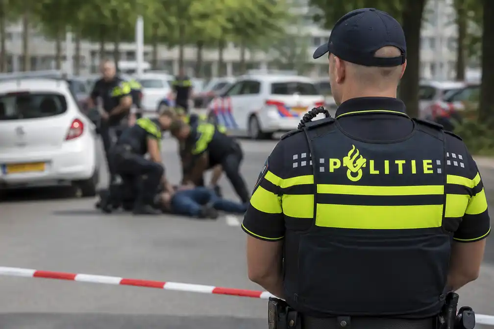 Kritiek op zelfevaluatie politie bij geweldsincidenten