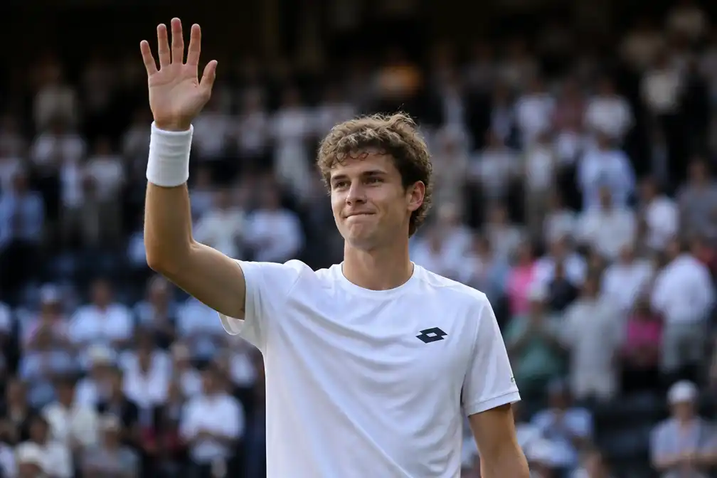 Arthur Fery mist vriendenvakantie naar Griekenland na Wimbledon-halve finale