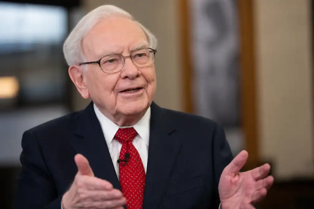 Warren Buffett verkoopt binnen 8 jaar al zijn Berkshire Hathaway-aandelen