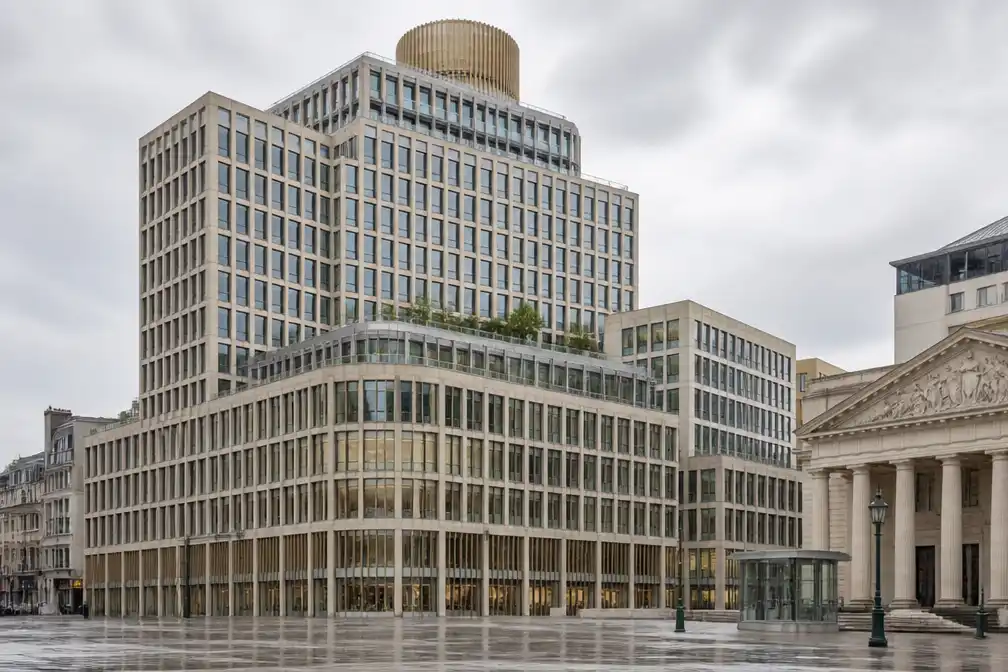 Brusselse Oxy-gebouw wordt omgebouwd tot 120 appartementen, 316 hotelkamers en 44.000 m² kantoorruimte