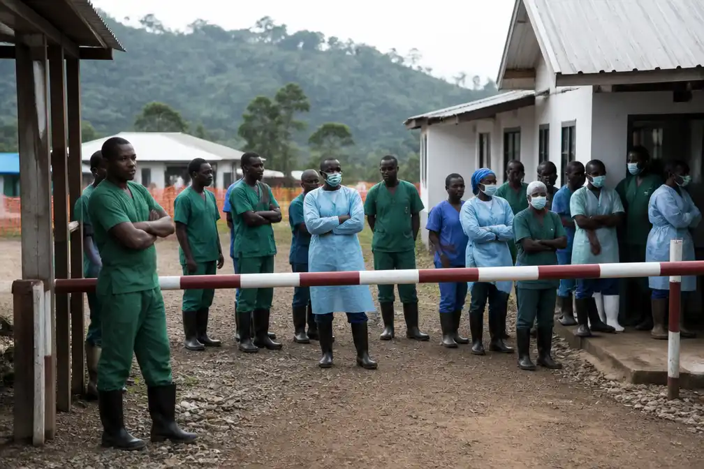Ebola-uitbraak Congo: staking zorgverleners om onbetaald loon, nieuw medicijn getest