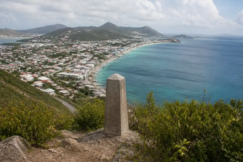 Na bijna 400 jaar einde aan grensconflict op Sint Maarten tussen Frankrijk en Nederland