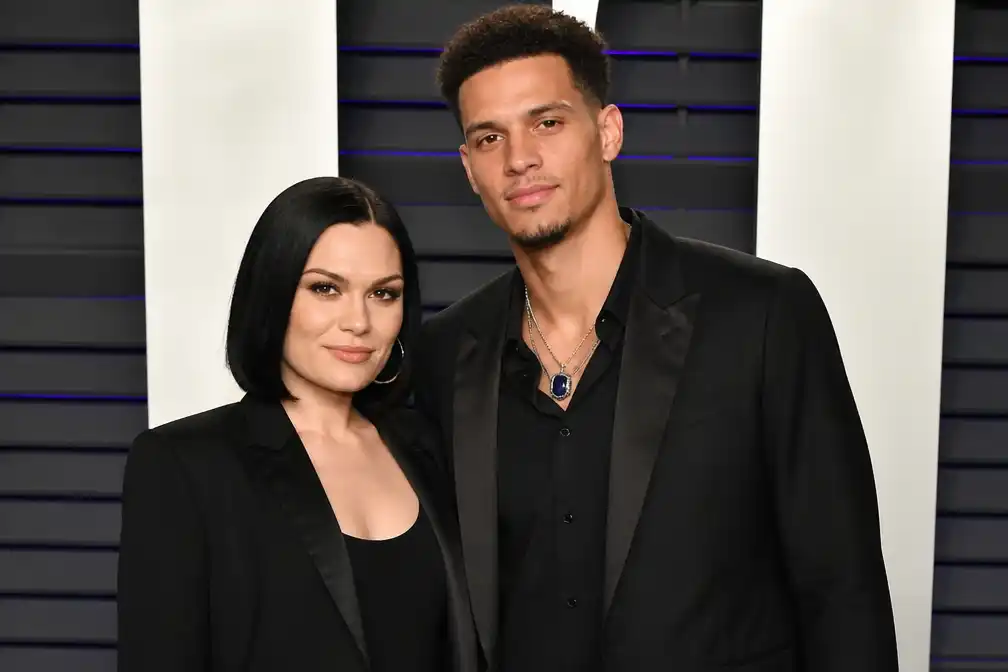 Zangeres Jessie J en basketballer Chanan Colman uit elkaar, bevestigt ze op Instagram