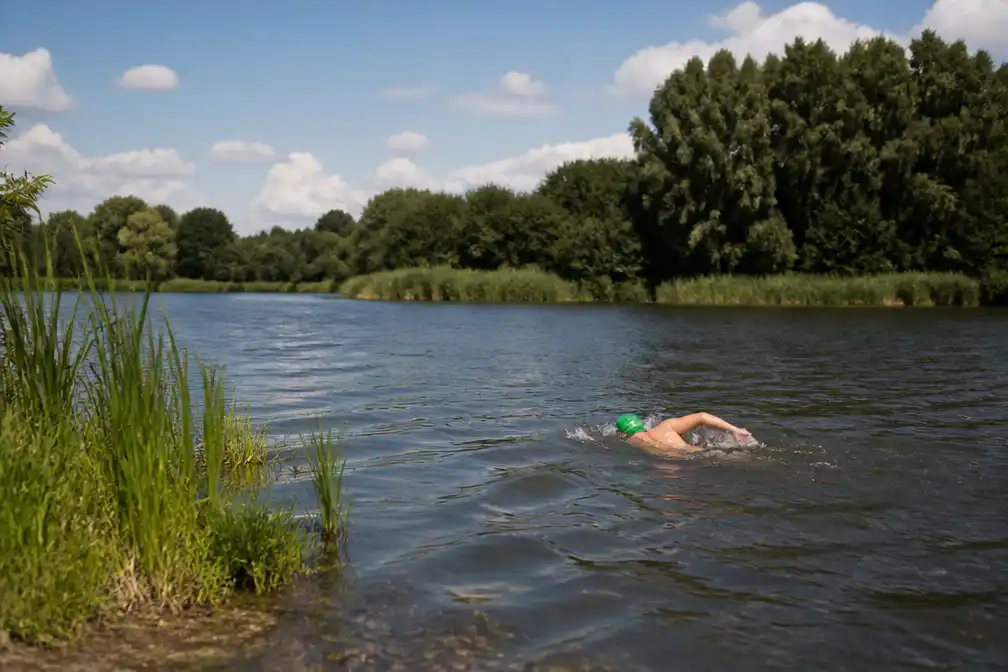Zwemmen in open water vanaf 1 juni 2027 overal toegelaten in Vlaanderen
