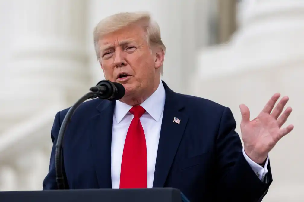 Trump dreigt met bombardementen op Iraanse infrastructuur en nucleaire bunker