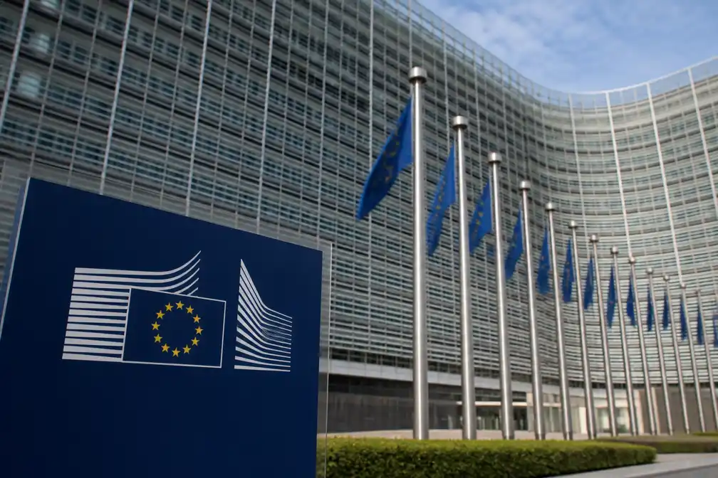 Europese Commissie keurt overname Warner Bros. Discovery door Paramount Skydance onder voorwaarden goed