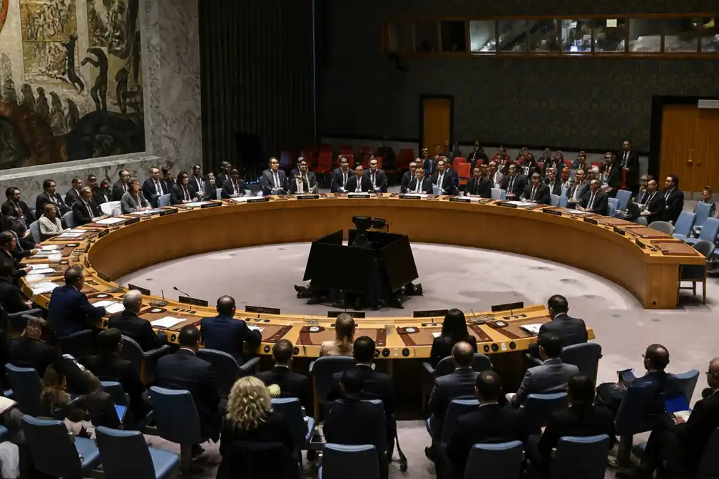 Oekraïne vraagt spoedzitting VN-Veiligheidsraad na Russische bombardementen Zwarte Zee