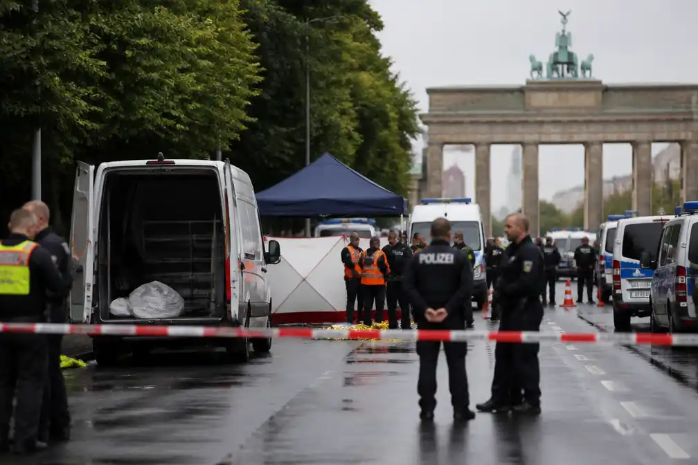 Verdachte van aanval bij Berlin Pride doodgeschoten door politie