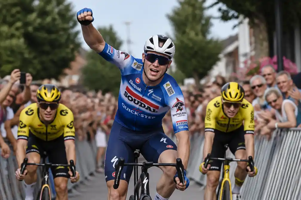 Belgische wielrenner Tim Merlier wint 86e Acht van Chaam